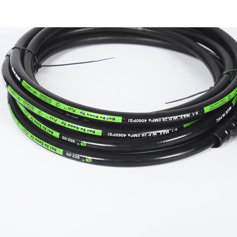 Ulogging av vannrør med høyt trykk i husholdningens kloakk