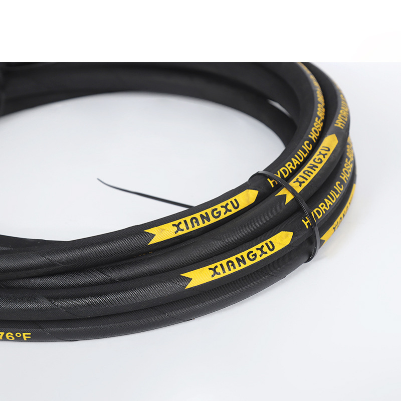 Husholdningsvannuttakslange egnet for vannpistoler med høyt trykk